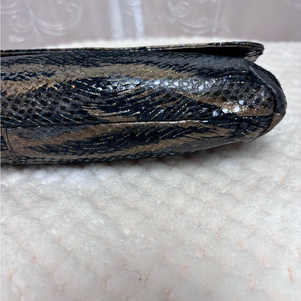 Hobo International Tiger Snake Exotic Patent Leather Handle Purse - Picture 9 of 15